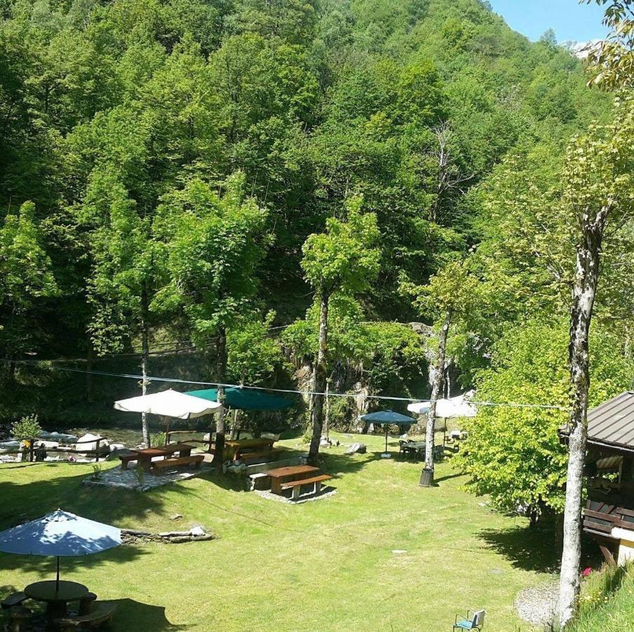 Chalet Con Piscina Garzeno Εξωτερικό φωτογραφία